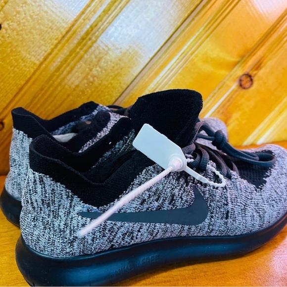 Nike free rn flynet women size 7 - Picture 2 of 3